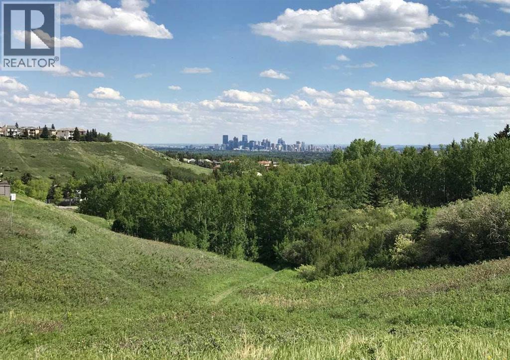 Single Family House for Sale in   Edenwold Heights NW Edgemont Calgary 