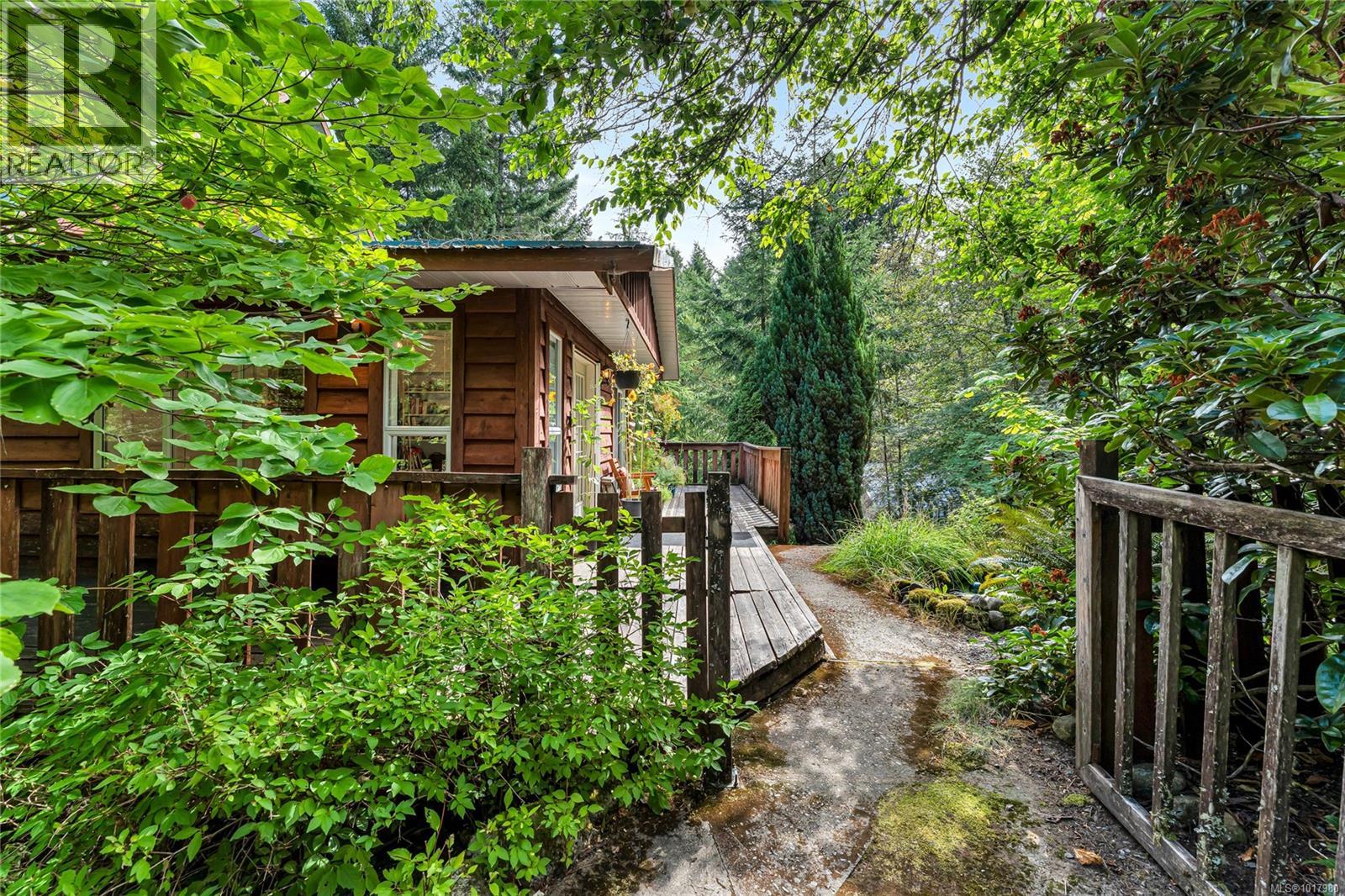 3550 Lakeshaw Rd, Cobble Hill