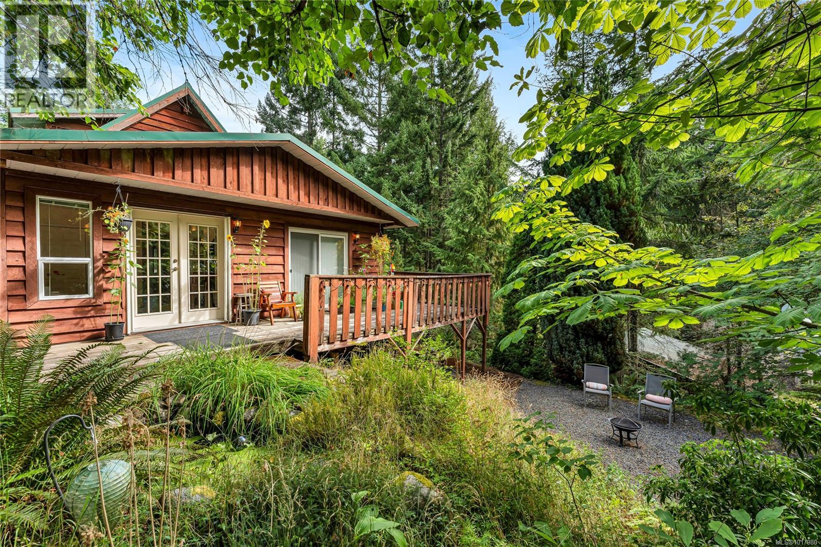 3550 Lakeshaw Rd, Cobble Hill