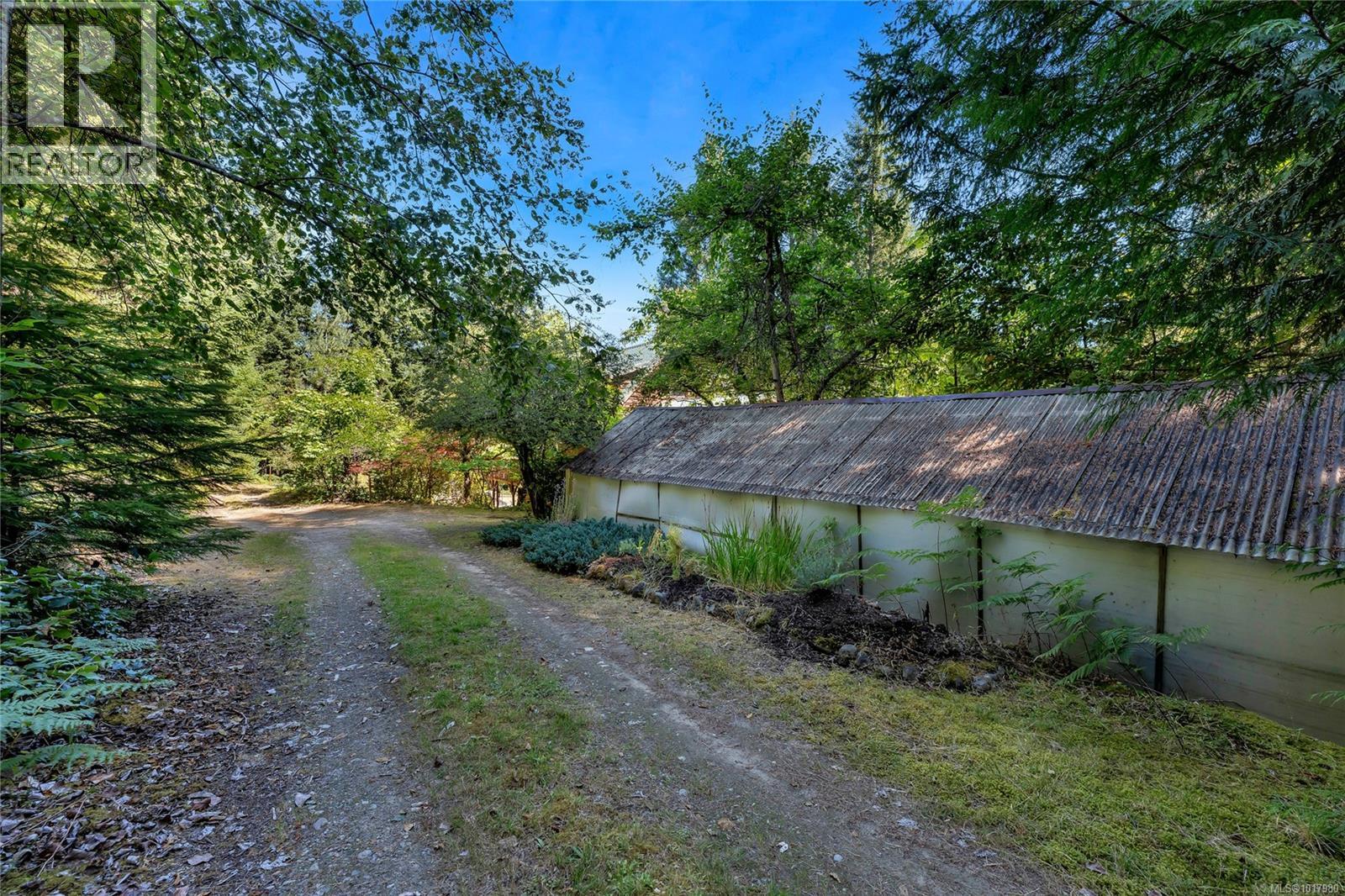 3550 Lakeshaw Rd, Cobble Hill