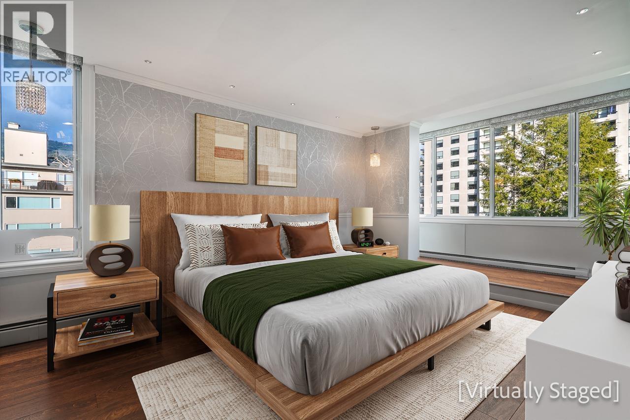 602 2090 ARGYLE AVENUE, West Vancouver