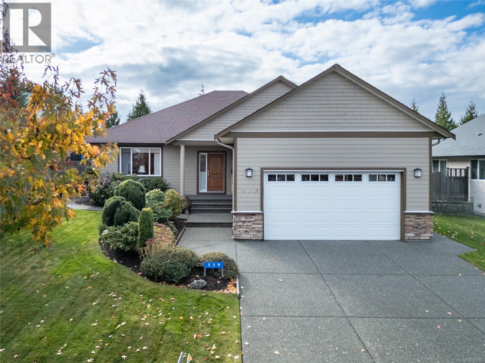 539 Spitfire Dr, Comox
