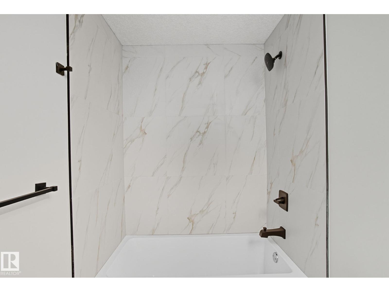 3 HORIZON LI, Spruce Grove