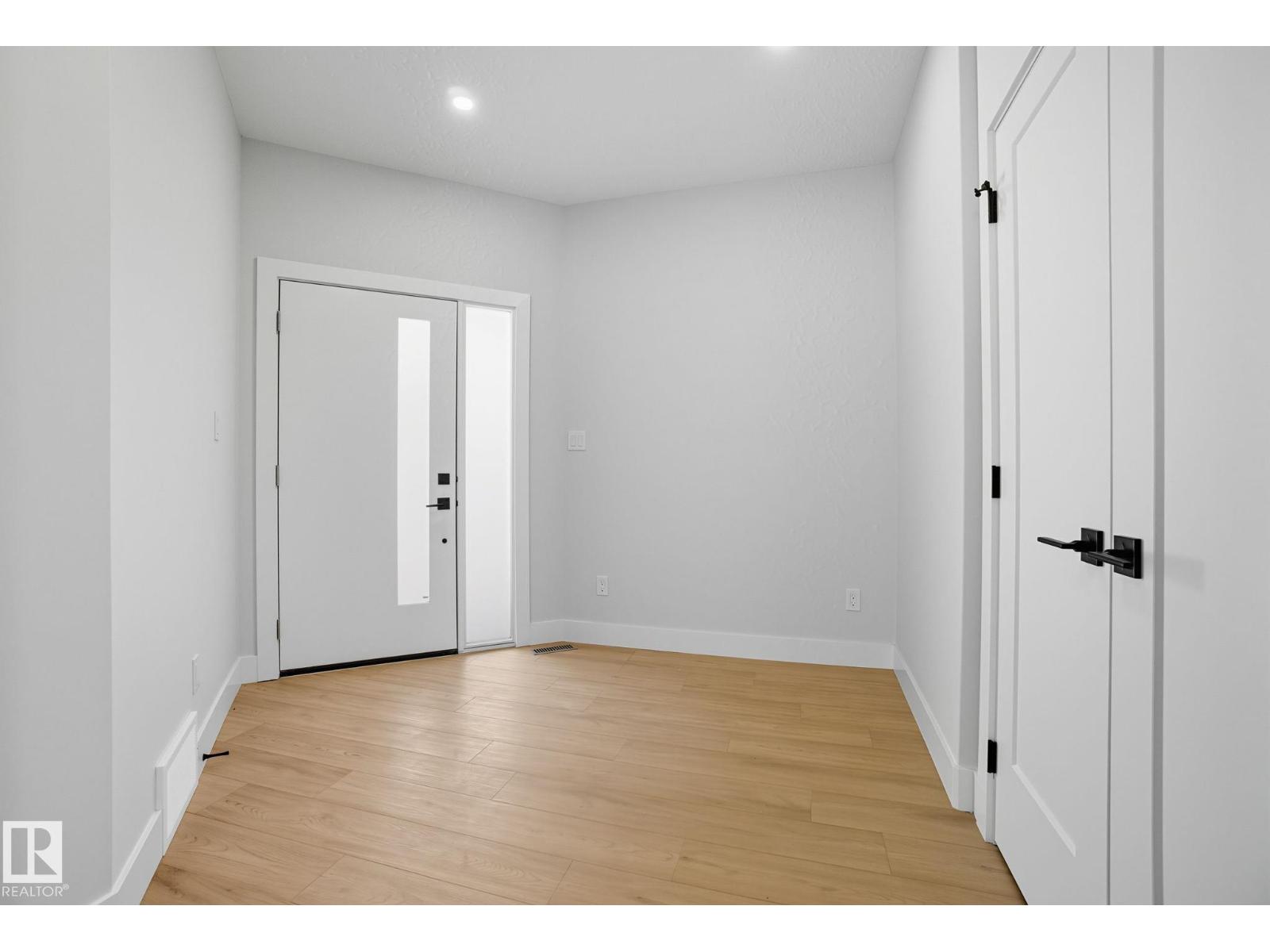 3 HORIZON LI, Spruce Grove