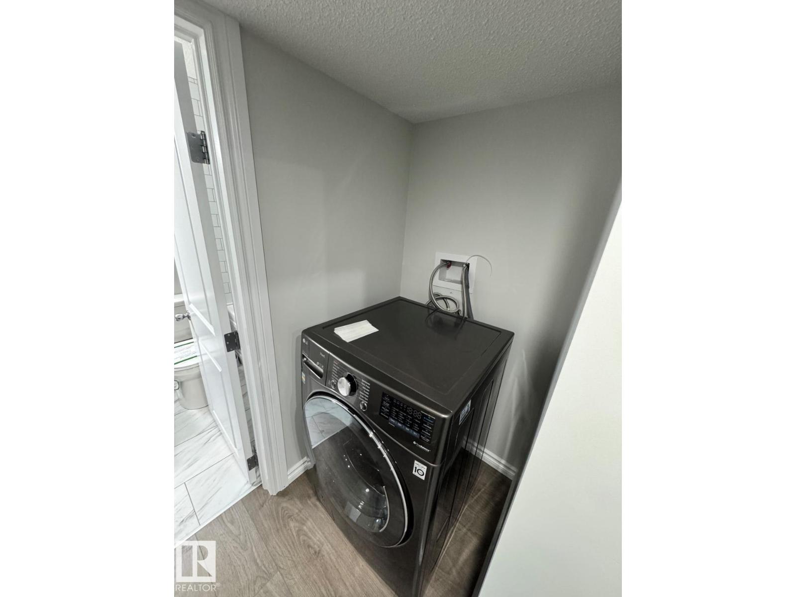 5130 LARK CR NW, Edmonton