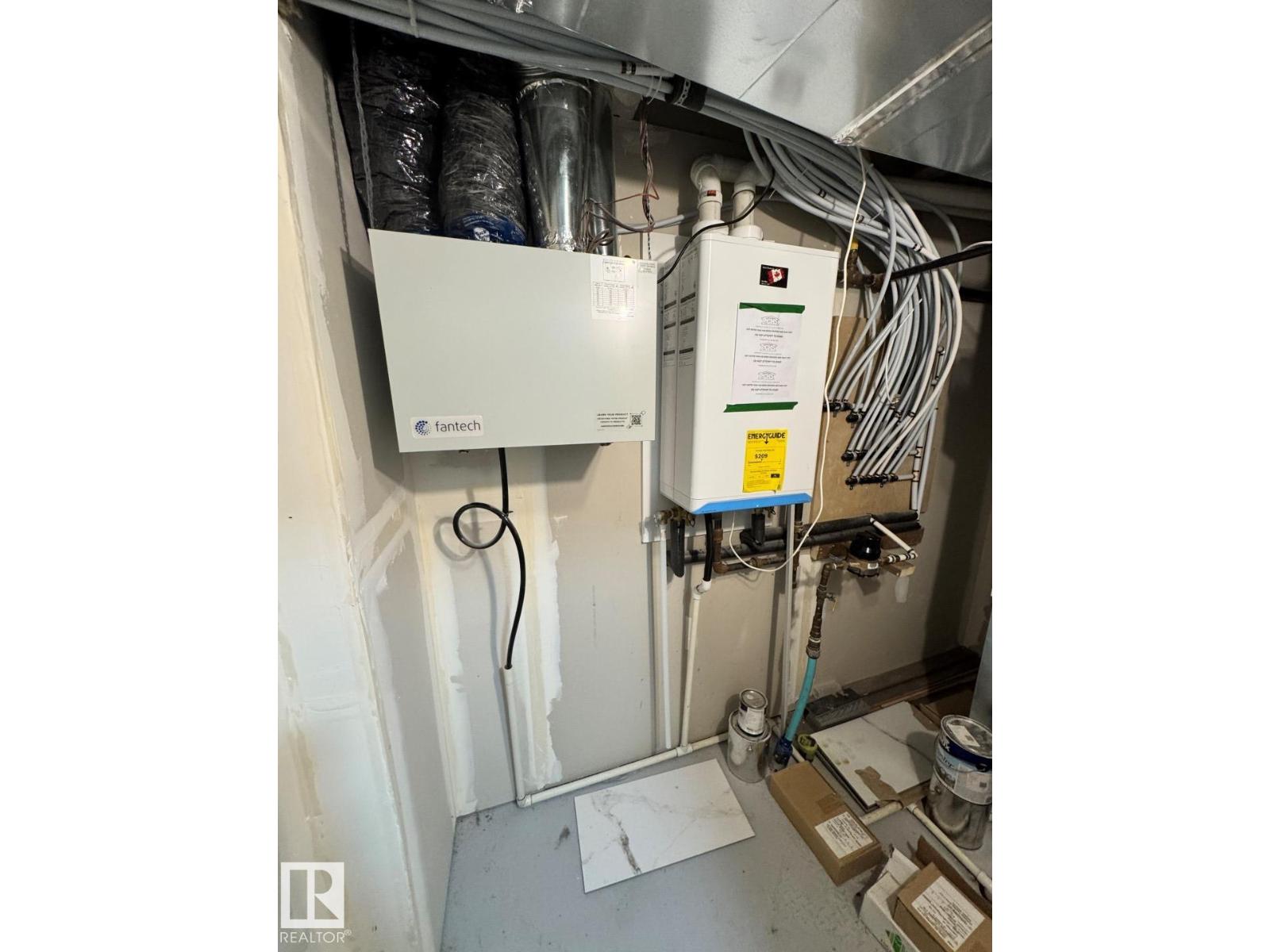 5130 LARK CR NW, Edmonton