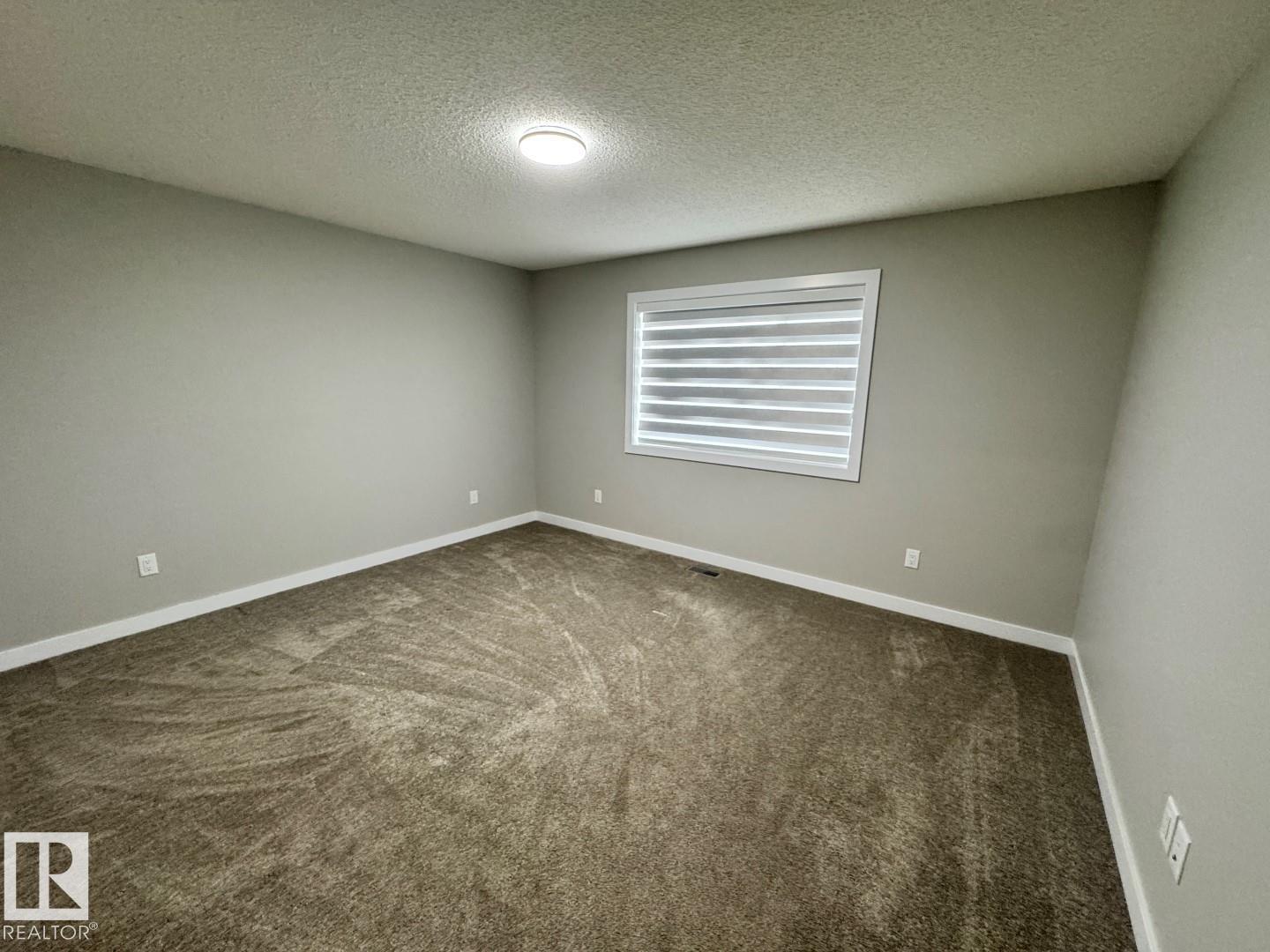 5130 LARK CR NW, Edmonton