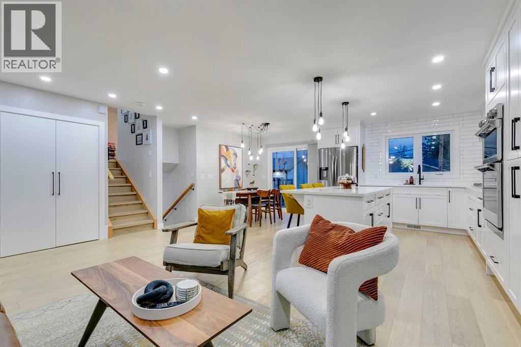 Single Family House 4 Level for Sale in  Vegas Road NW Varsity Calgary 