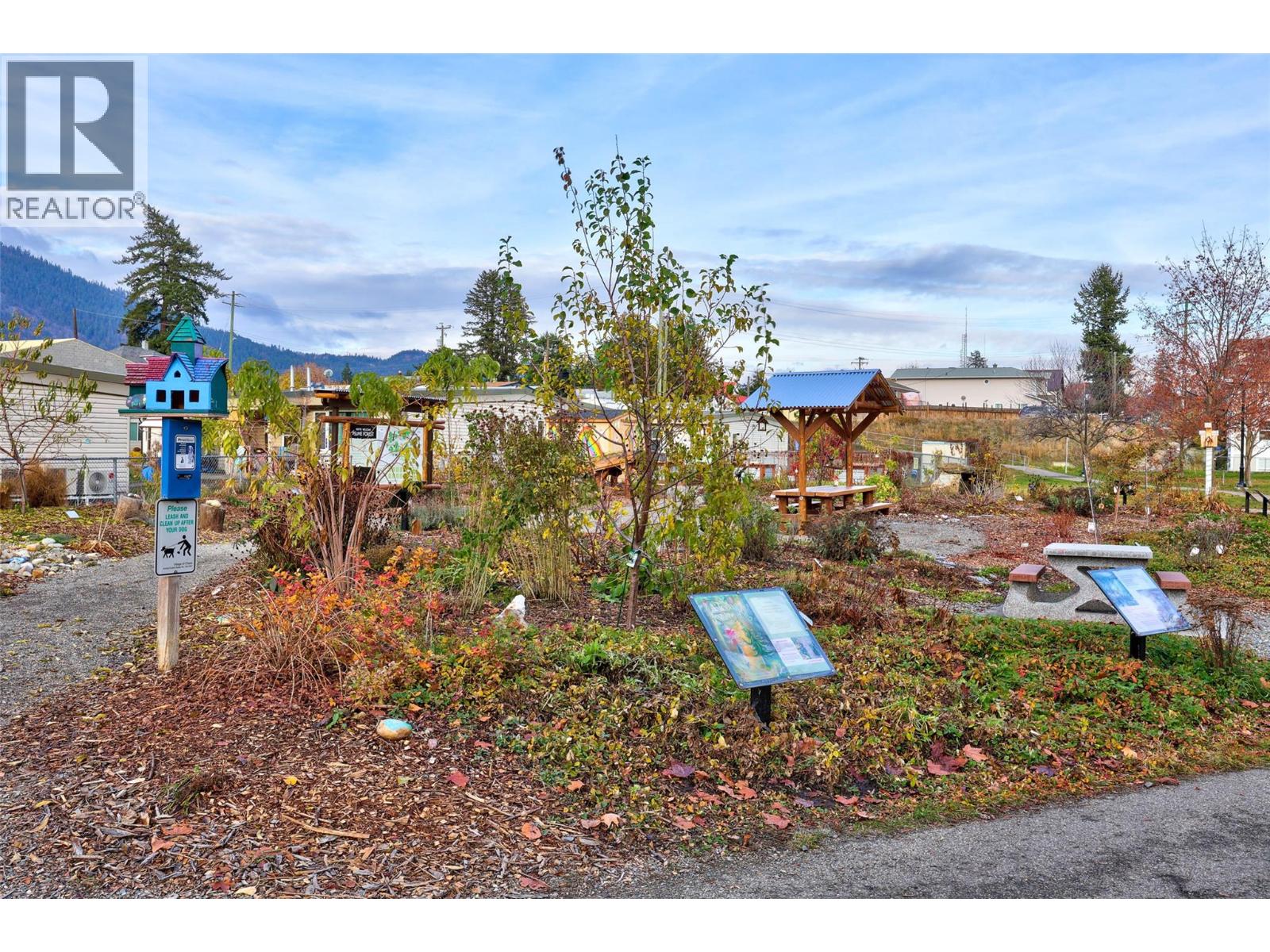 524 Aulin Avenue, Chase