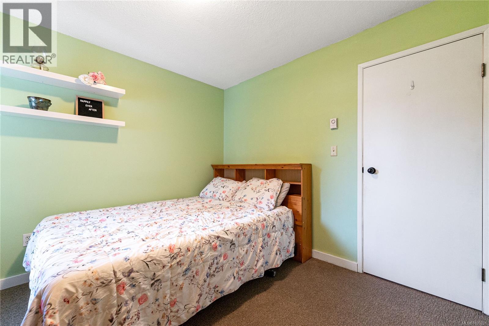 6255 Blueback Rd, Nanaimo