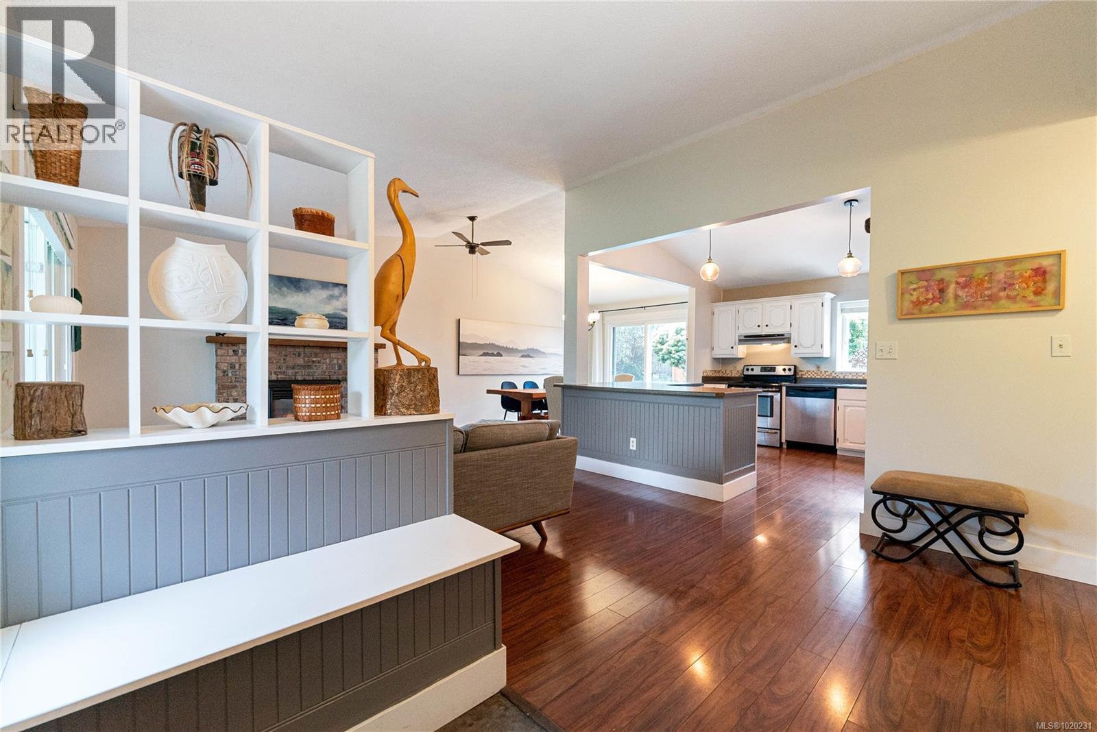 6255 Blueback Rd, Nanaimo