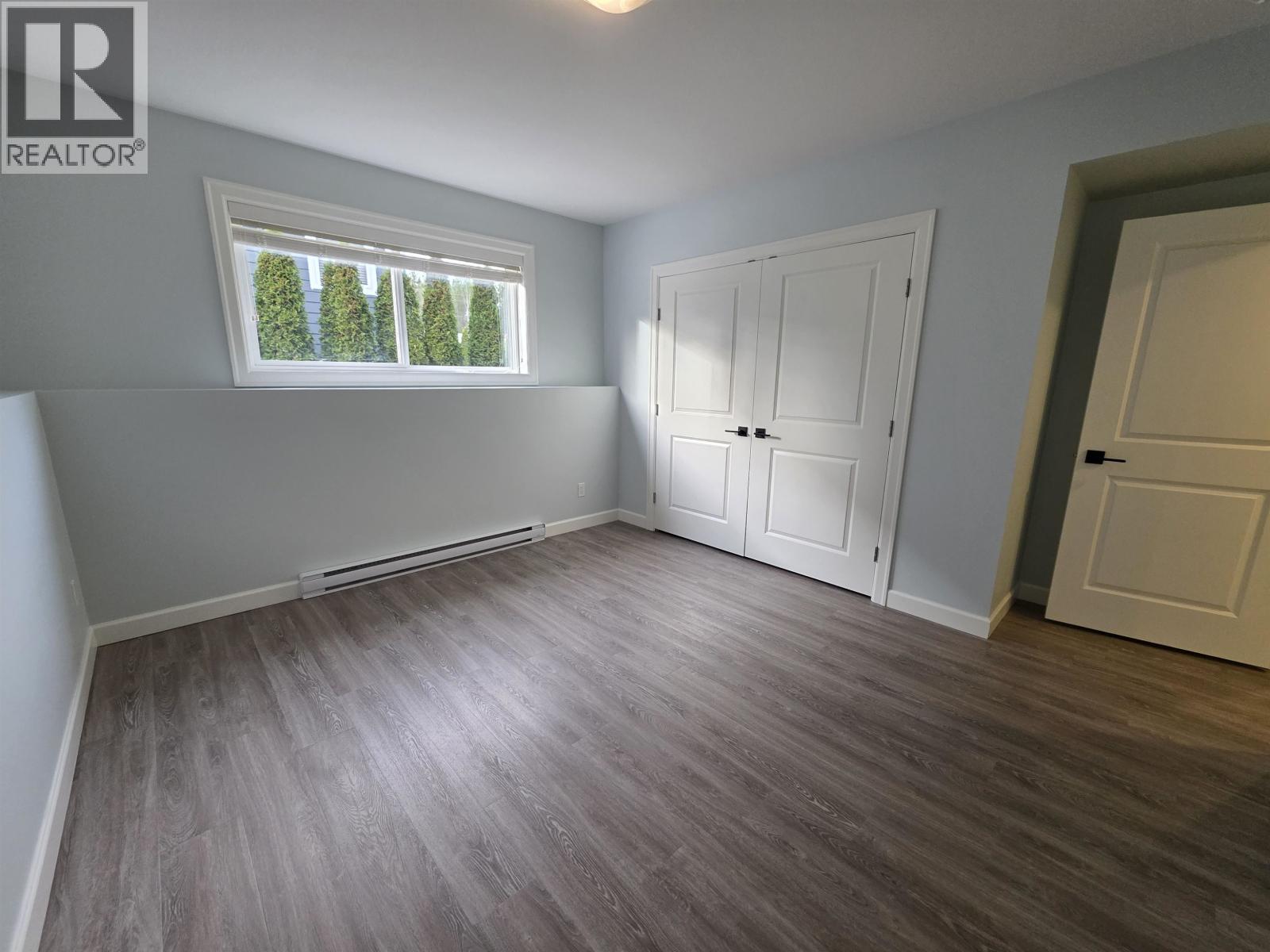 5110 JOLLIFFE AVENUE, Terrace