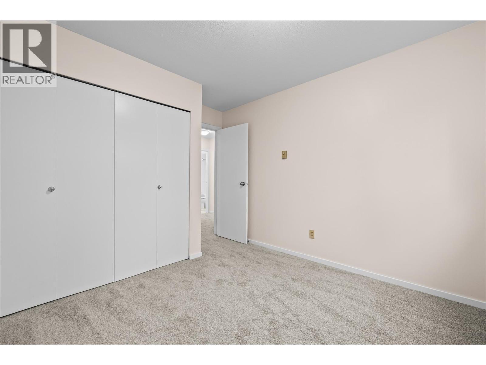 111 3180 De Montreuil Court, Kelowna