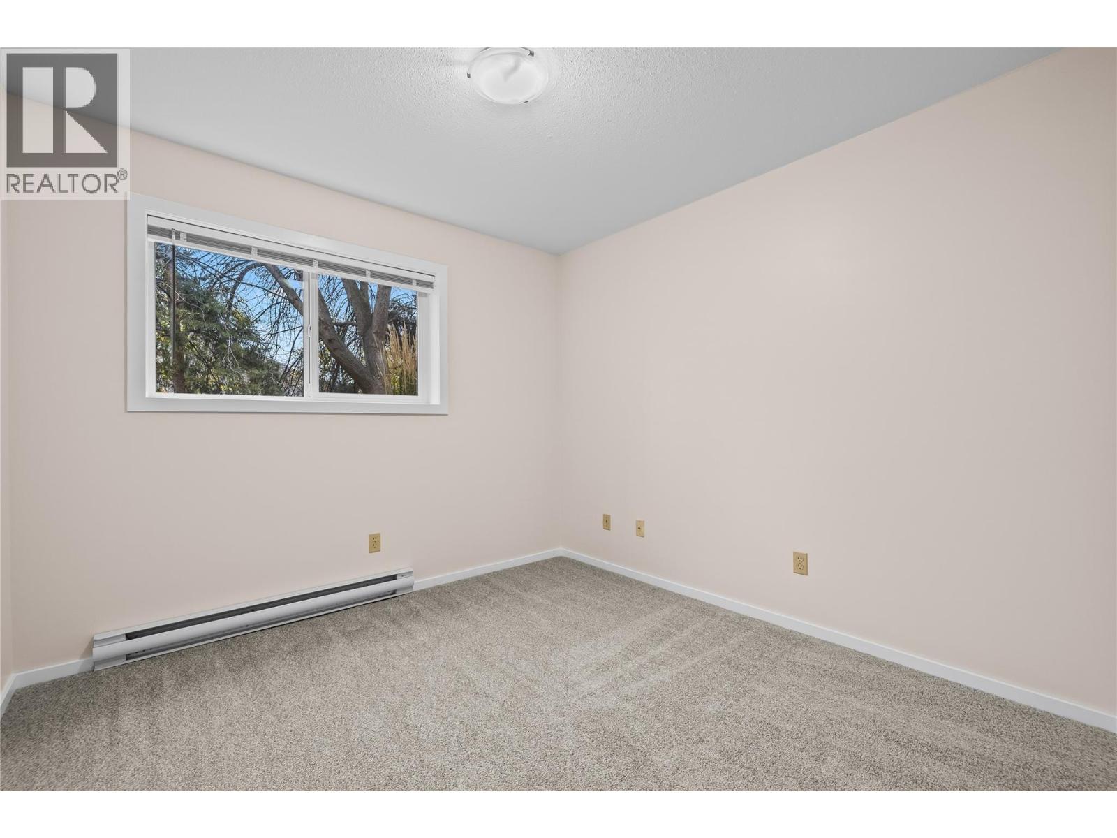 111 3180 De Montreuil Court, Kelowna