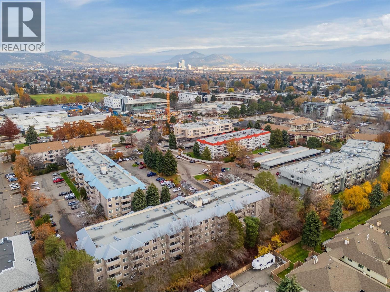 111 3180 De Montreuil Court, Kelowna