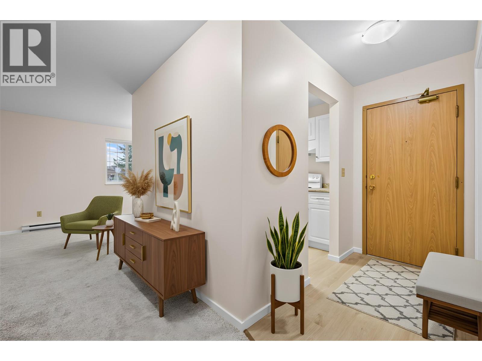 111 3180 De Montreuil Court, Kelowna