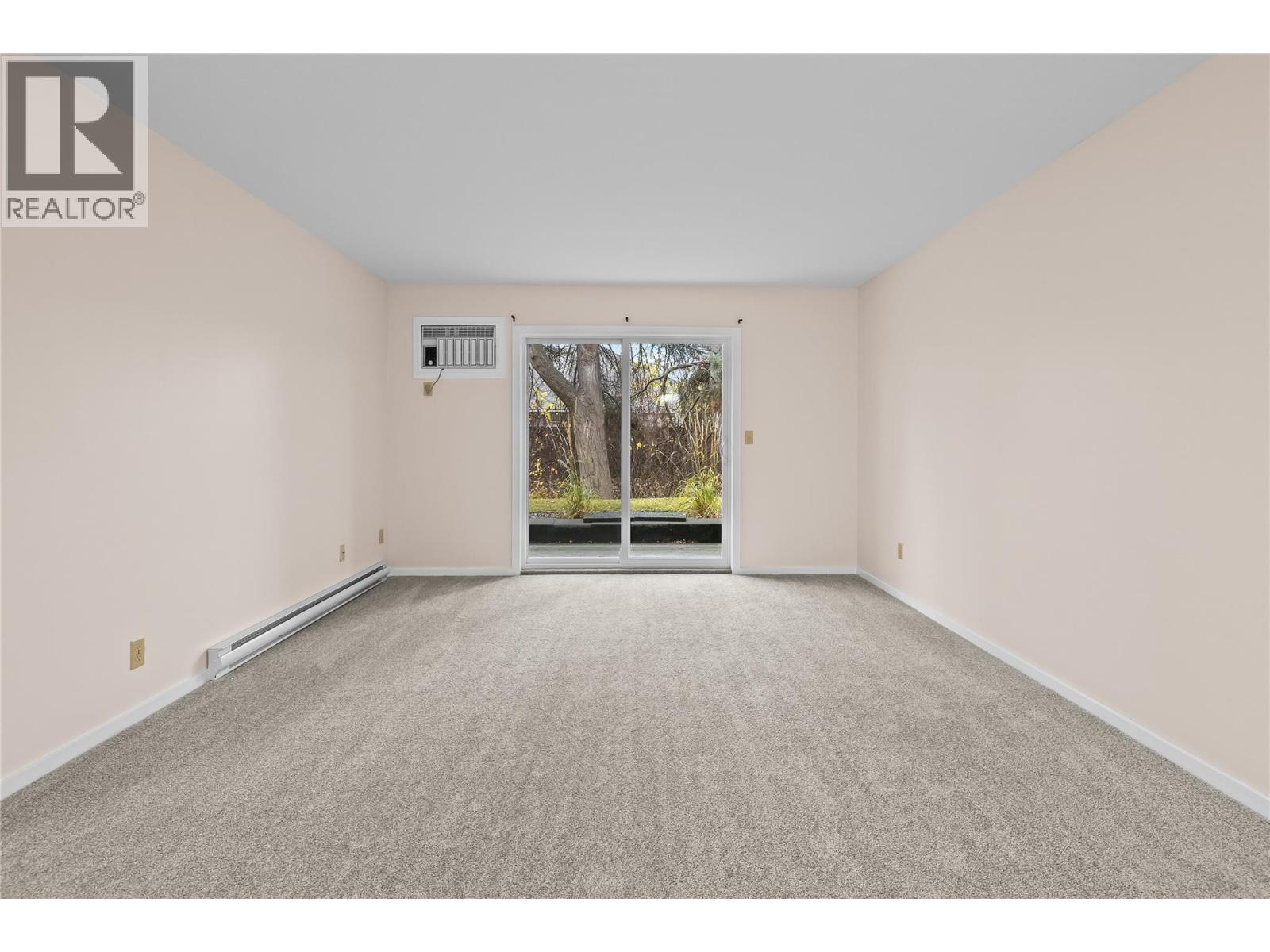 111 3180 De Montreuil Court, Kelowna