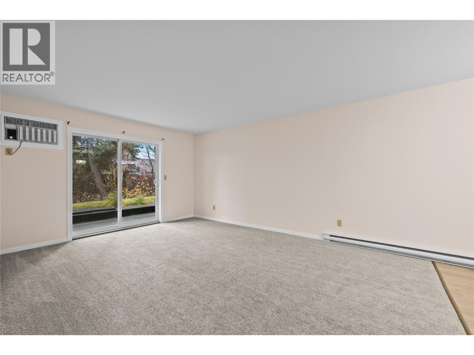 111 3180 De Montreuil Court, Kelowna