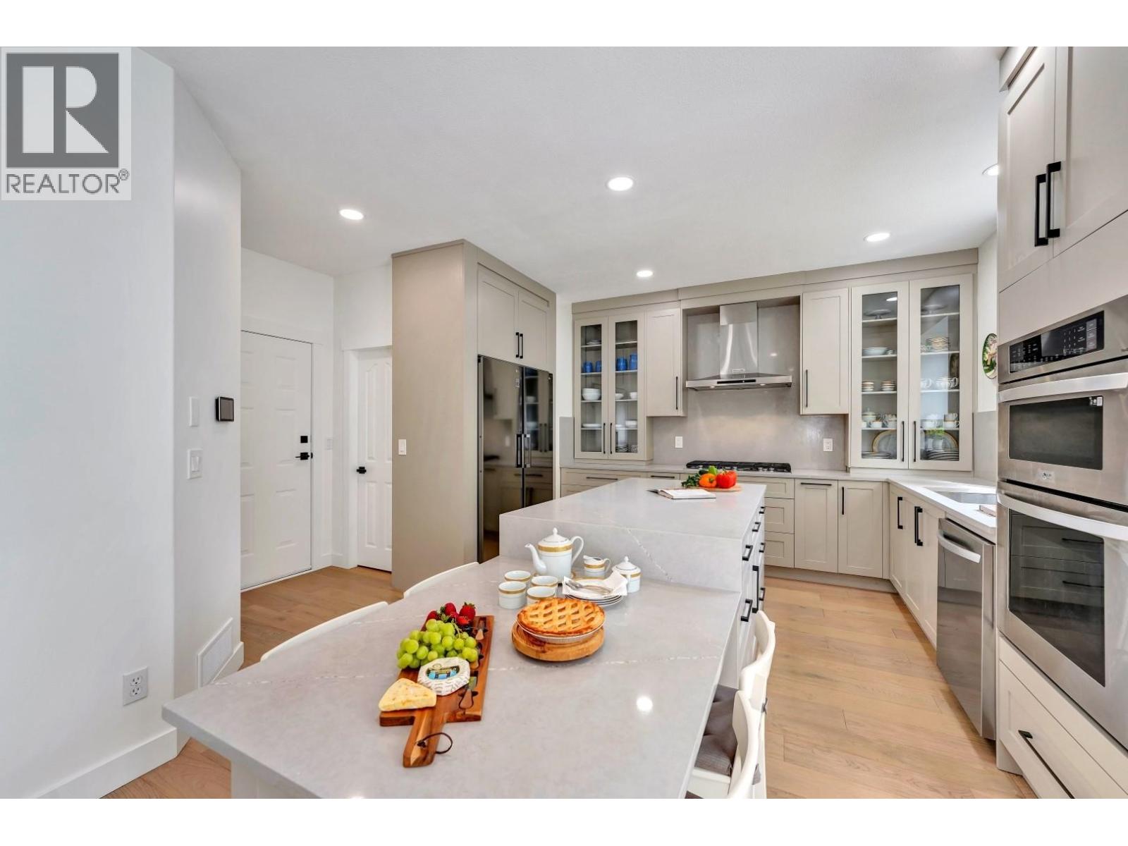 2501 MICA PLACE, Coquitlam