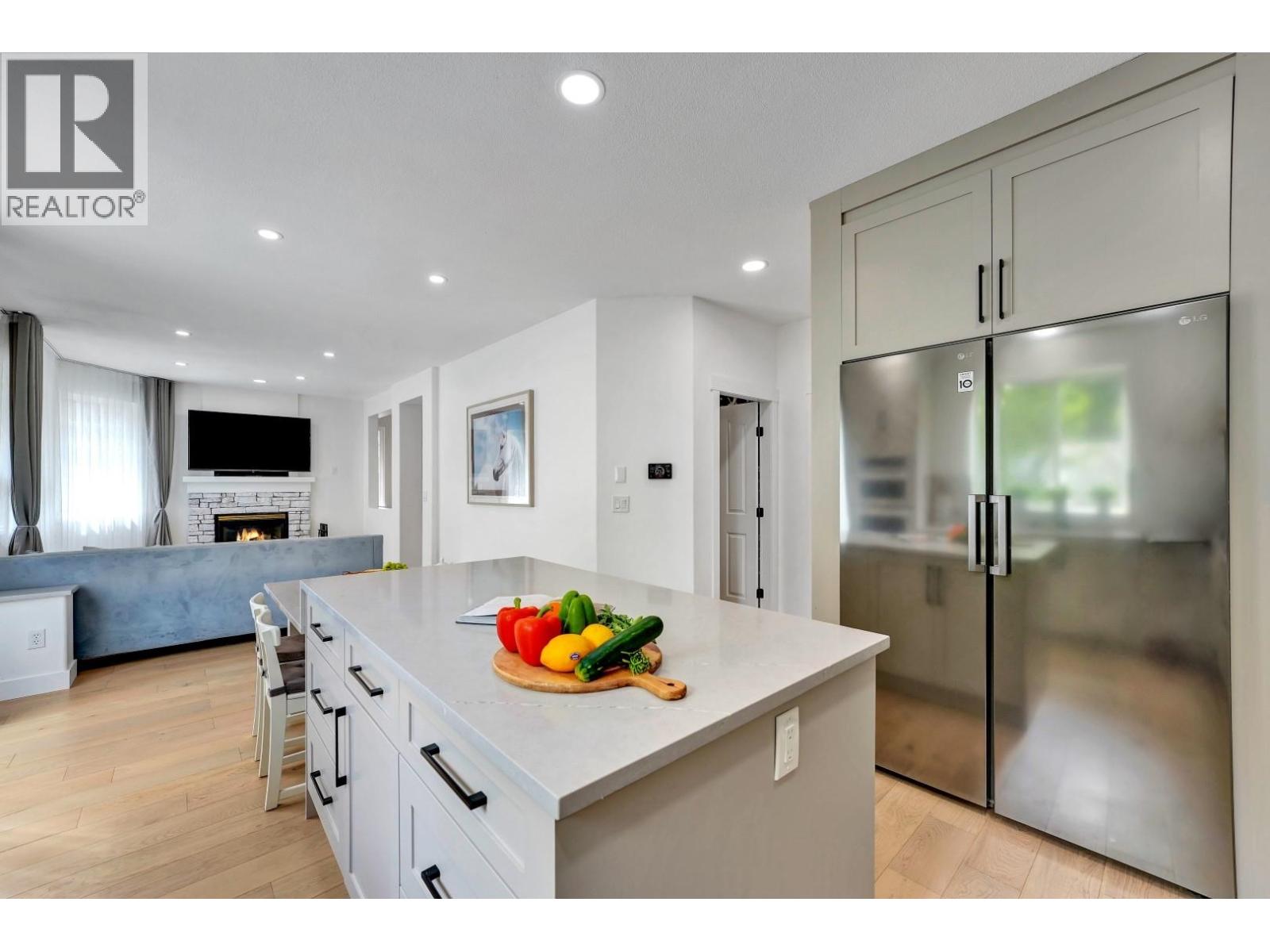 2501 MICA PLACE, Coquitlam