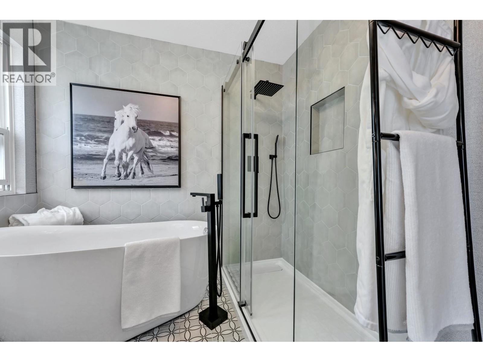 2501 MICA PLACE, Coquitlam