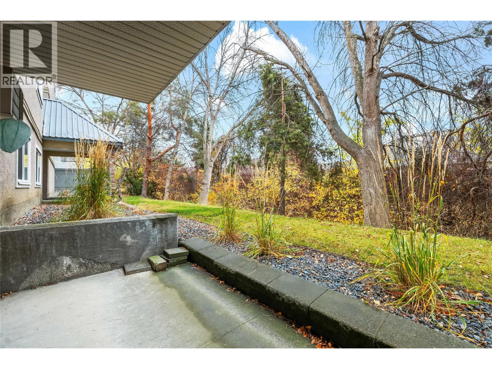 111 3180 De Montreuil Court, Kelowna