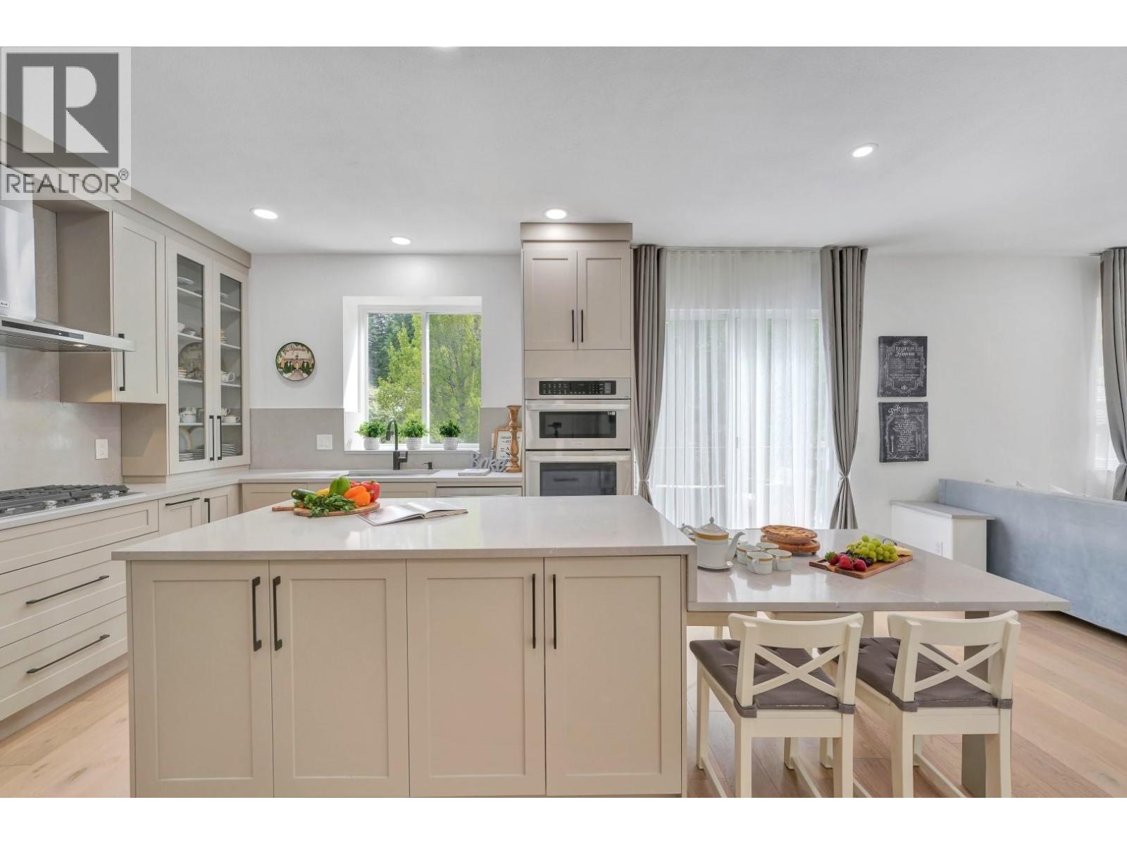 2501 MICA PLACE, Coquitlam