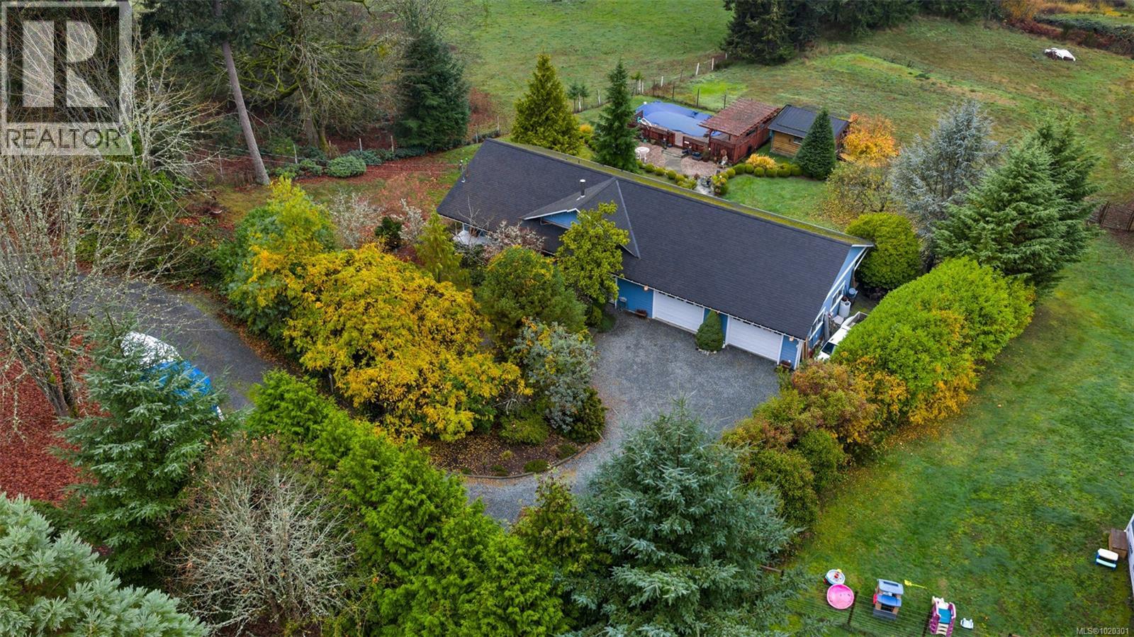 1121 Bazett Rd, Duncan