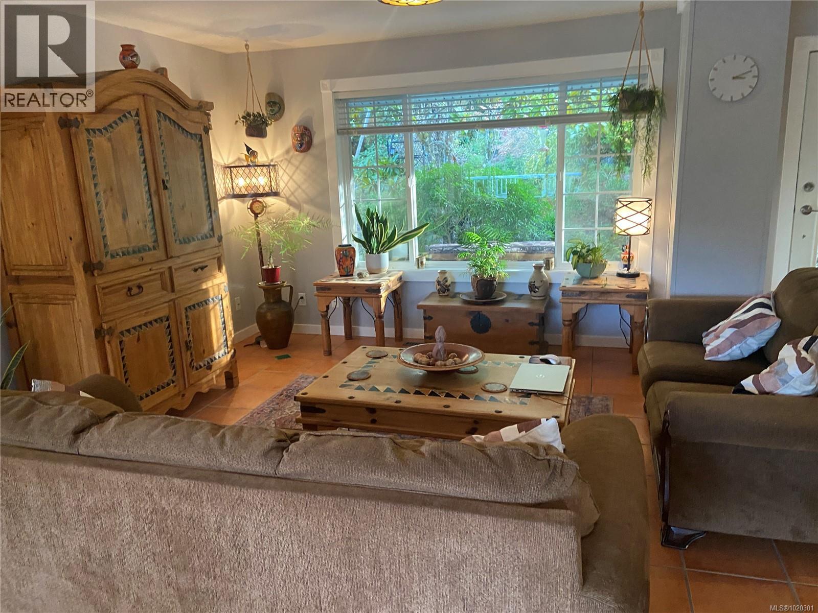 1121 Bazett Rd, Duncan