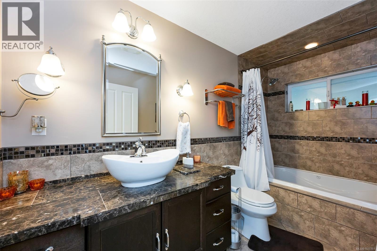 1121 Bazett Rd, Duncan