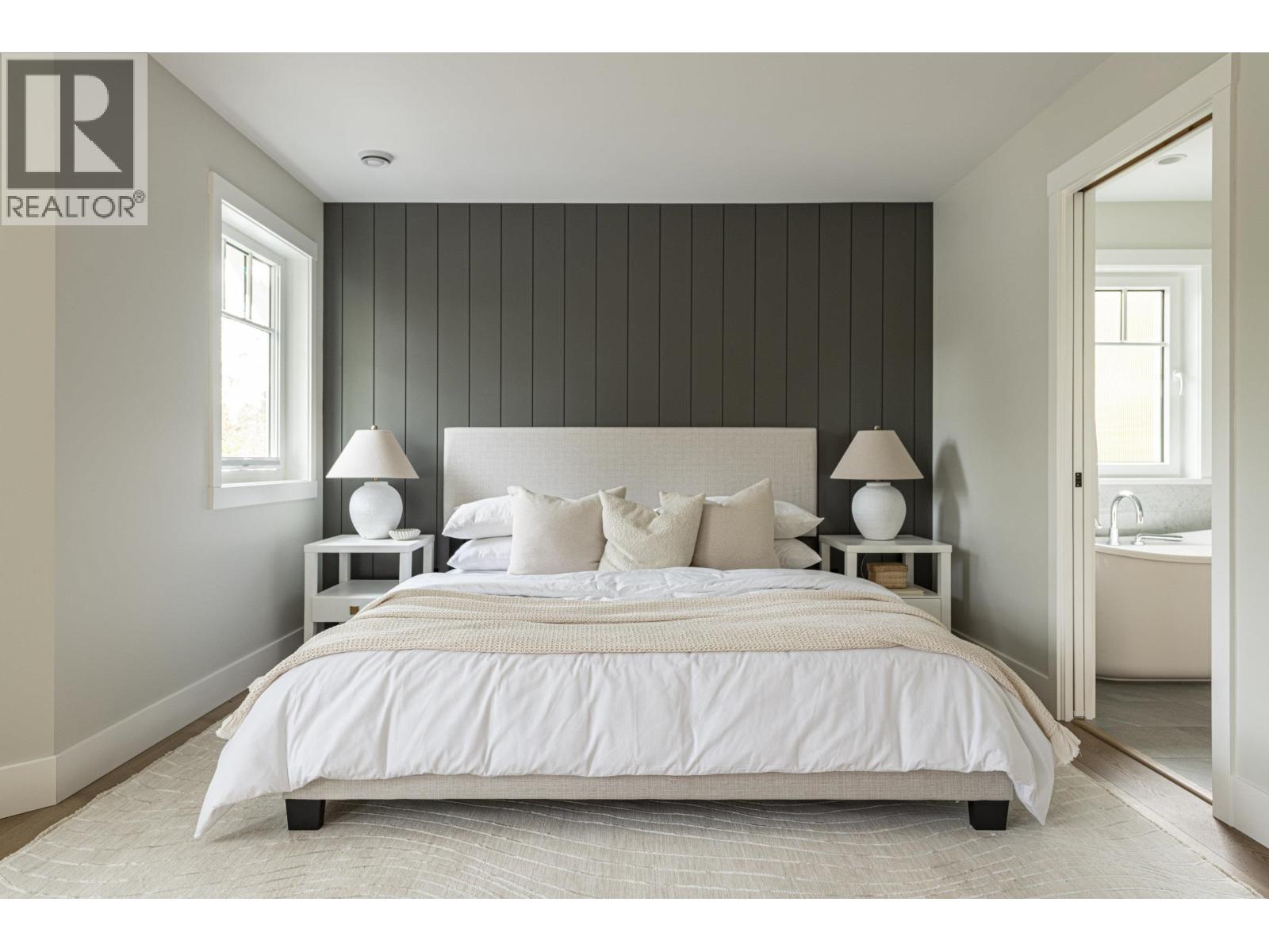 #2-4569 ARTHUR Drive, Delta