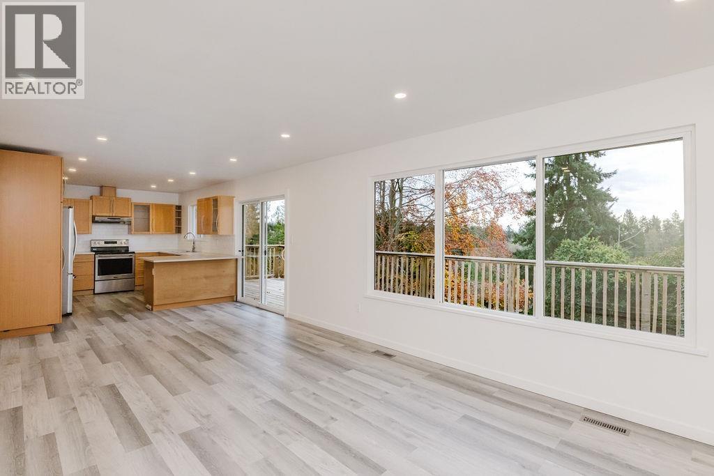 4357 CAMEO ROAD, Sechelt