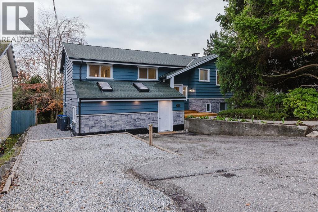 4357 CAMEO ROAD, Sechelt