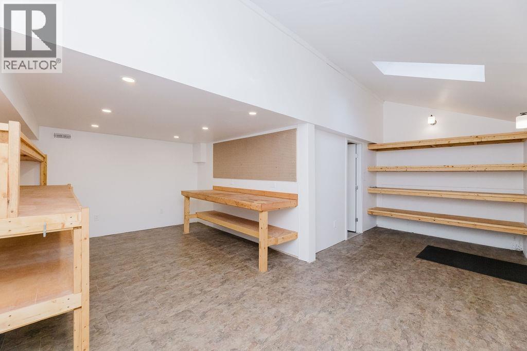 4357 CAMEO ROAD, Sechelt