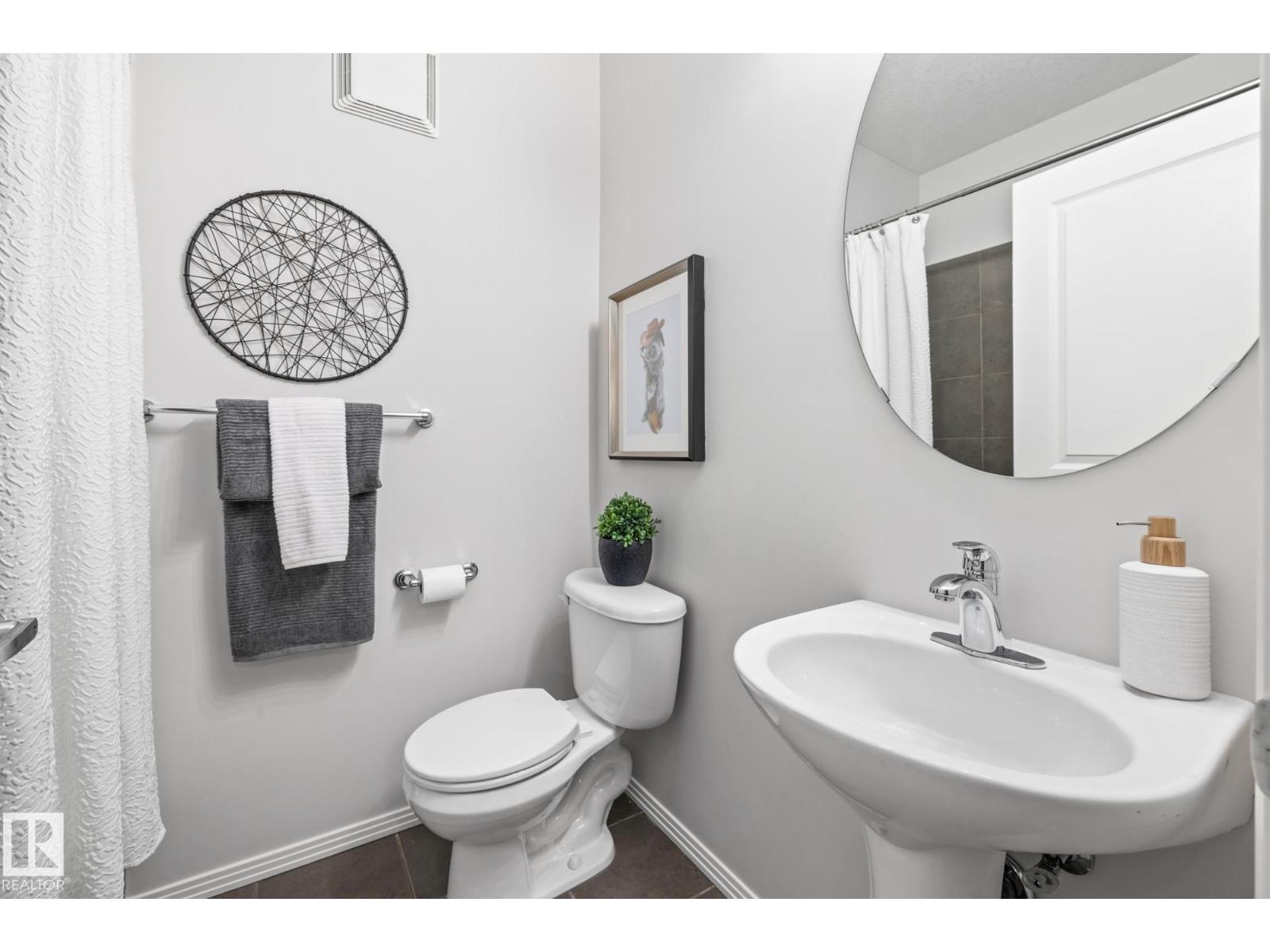 #127 4831 104A ST NW, Edmonton