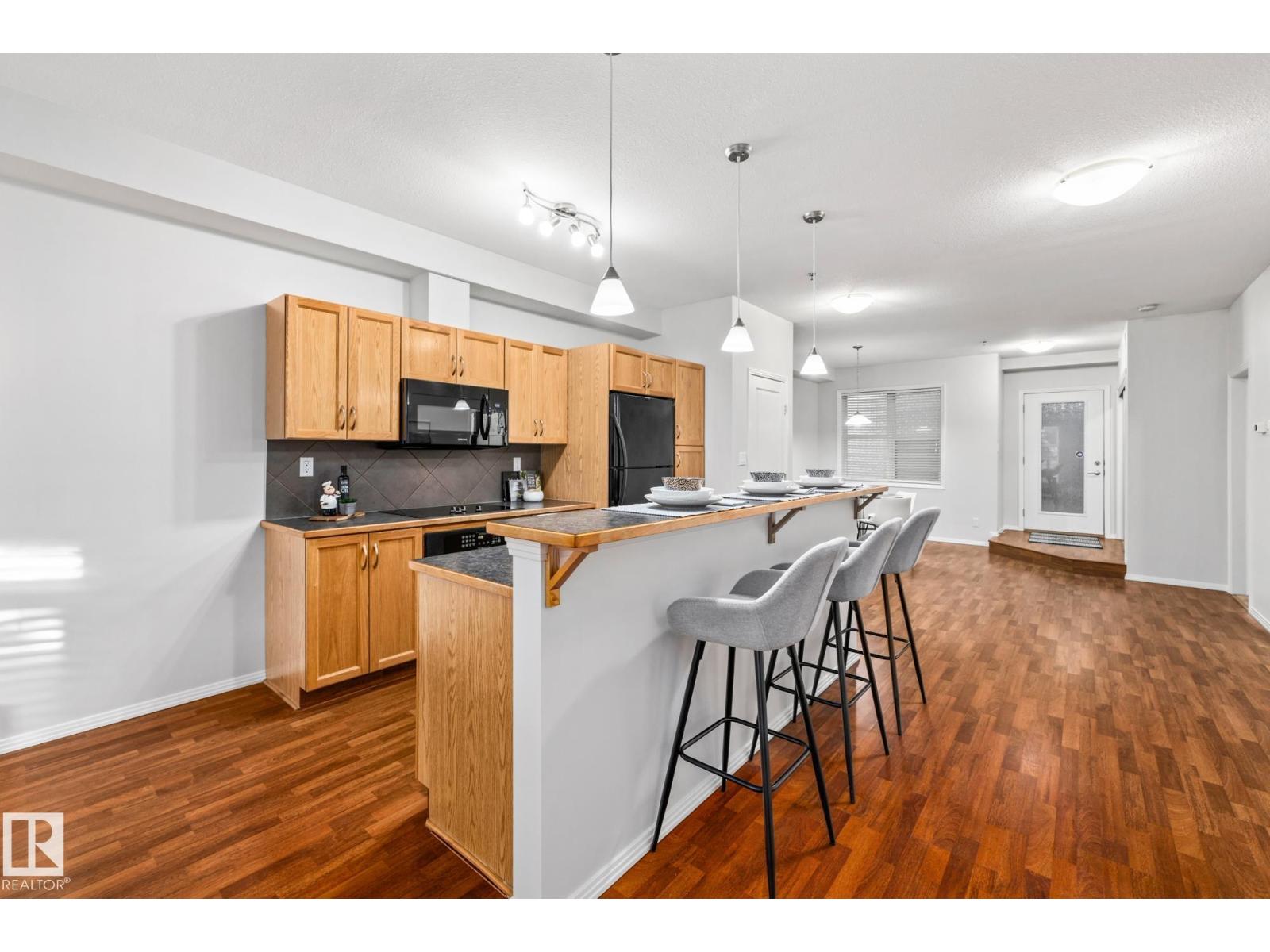 #127 4831 104A ST NW, Edmonton