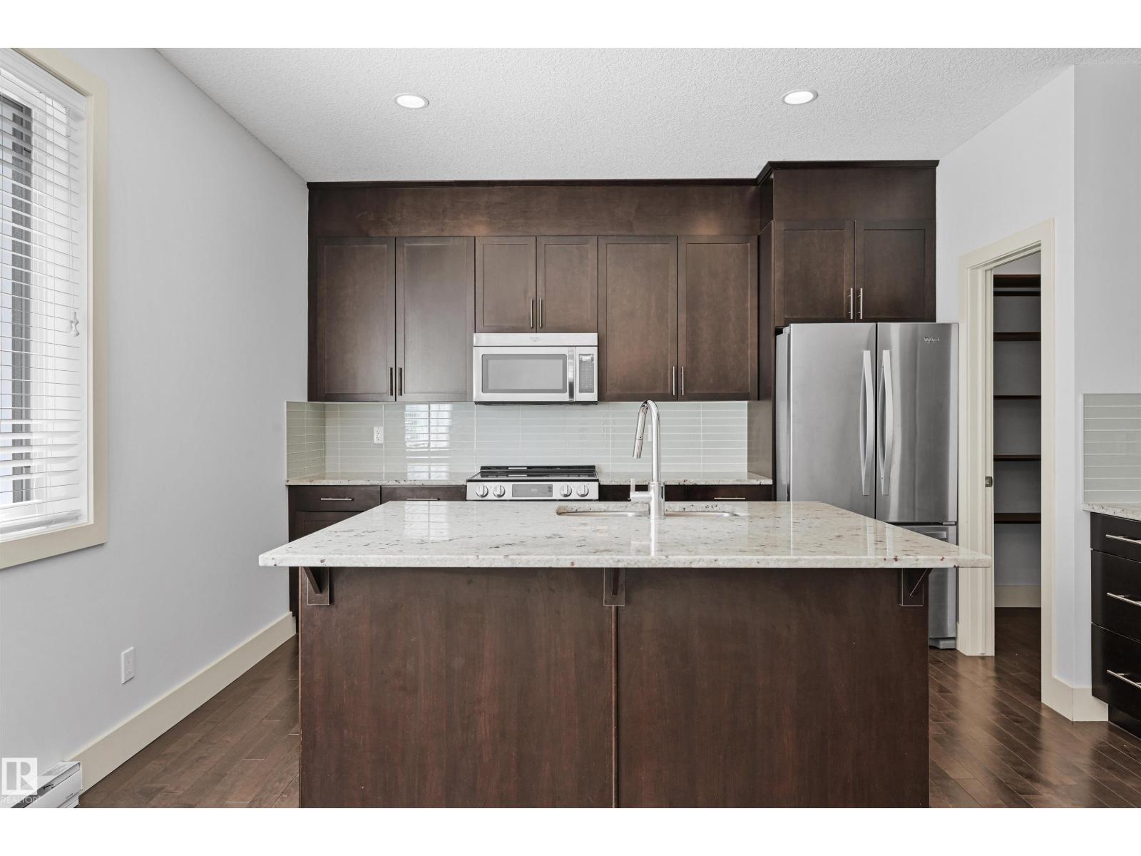 7506 MAY CM NW, Edmonton