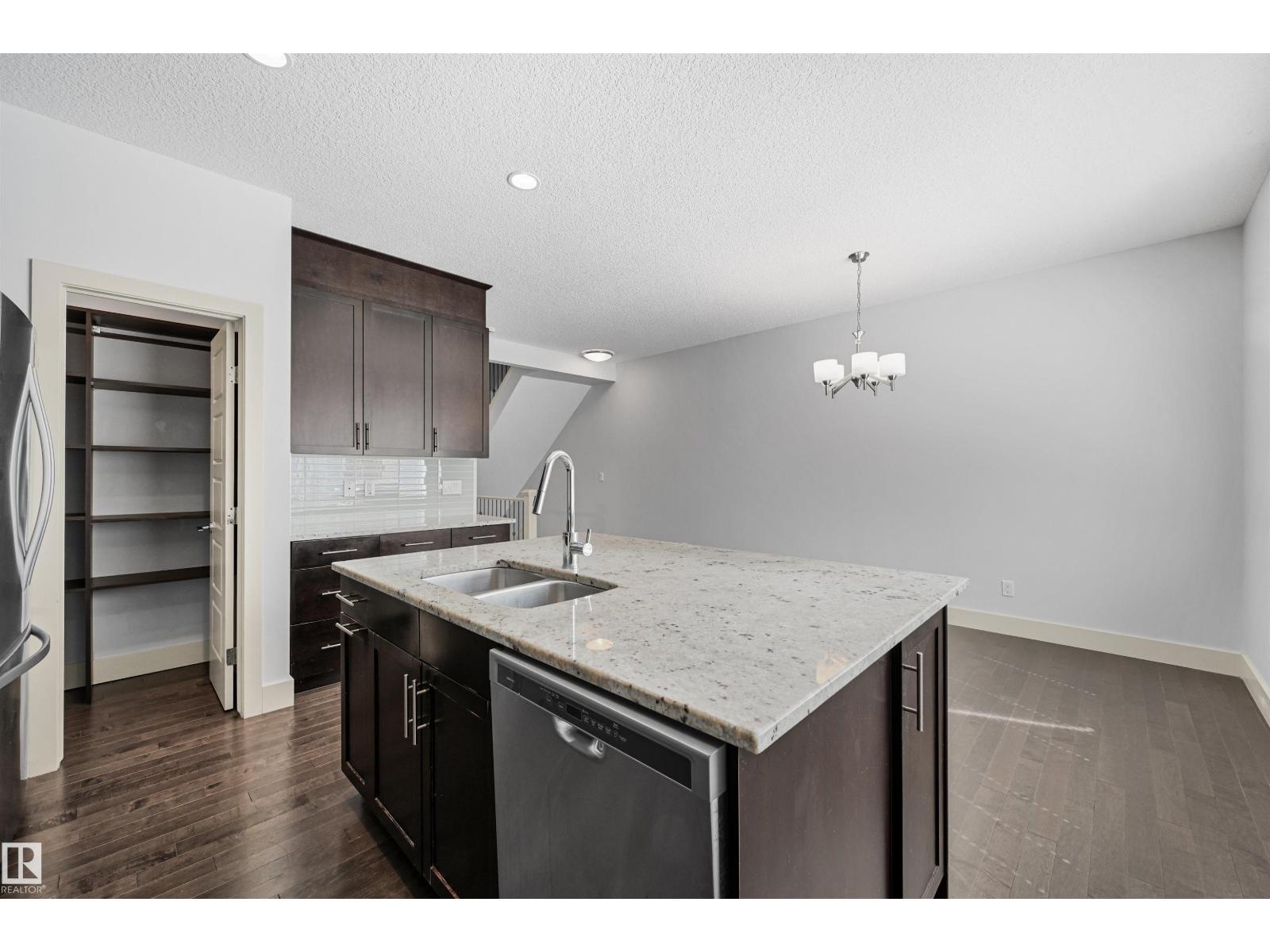 7506 MAY CM NW, Edmonton