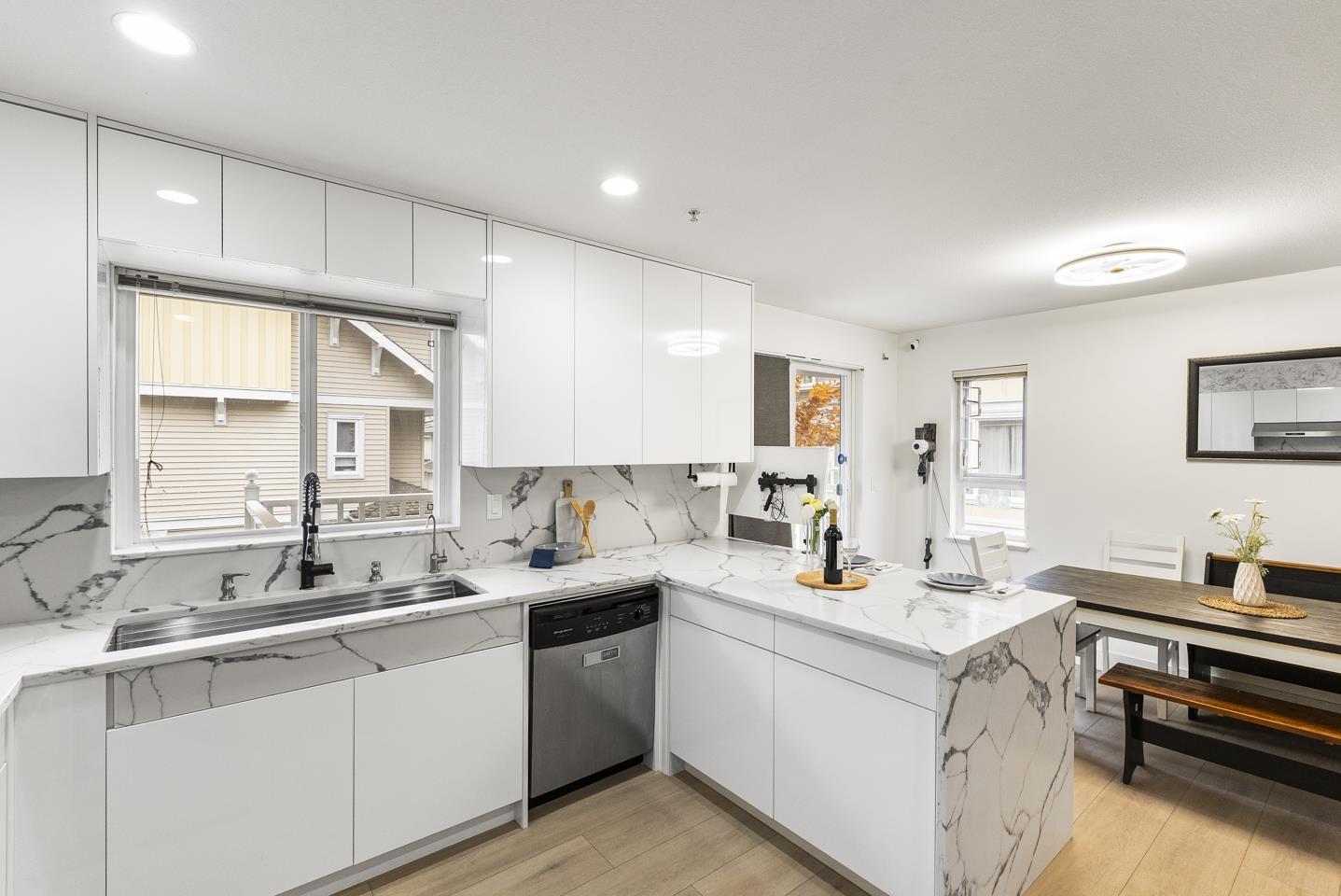 18 5355 201A STREET, Langley