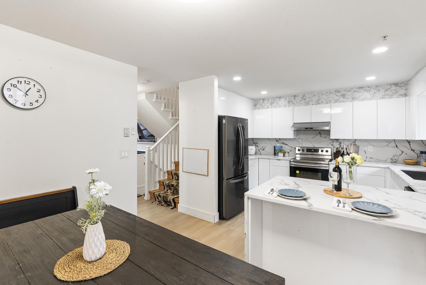 18 5355 201A STREET, Langley