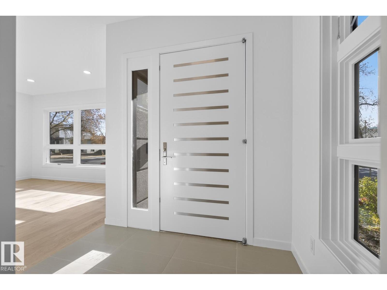 14502 103 AV NW, Edmonton