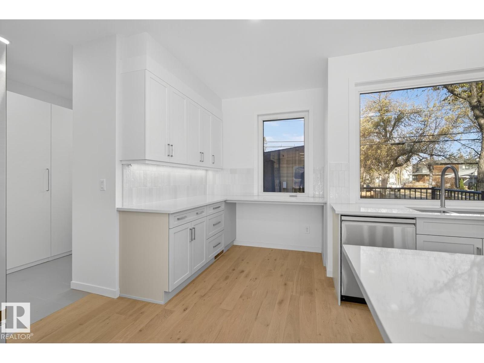 14502 103 AV NW, Edmonton