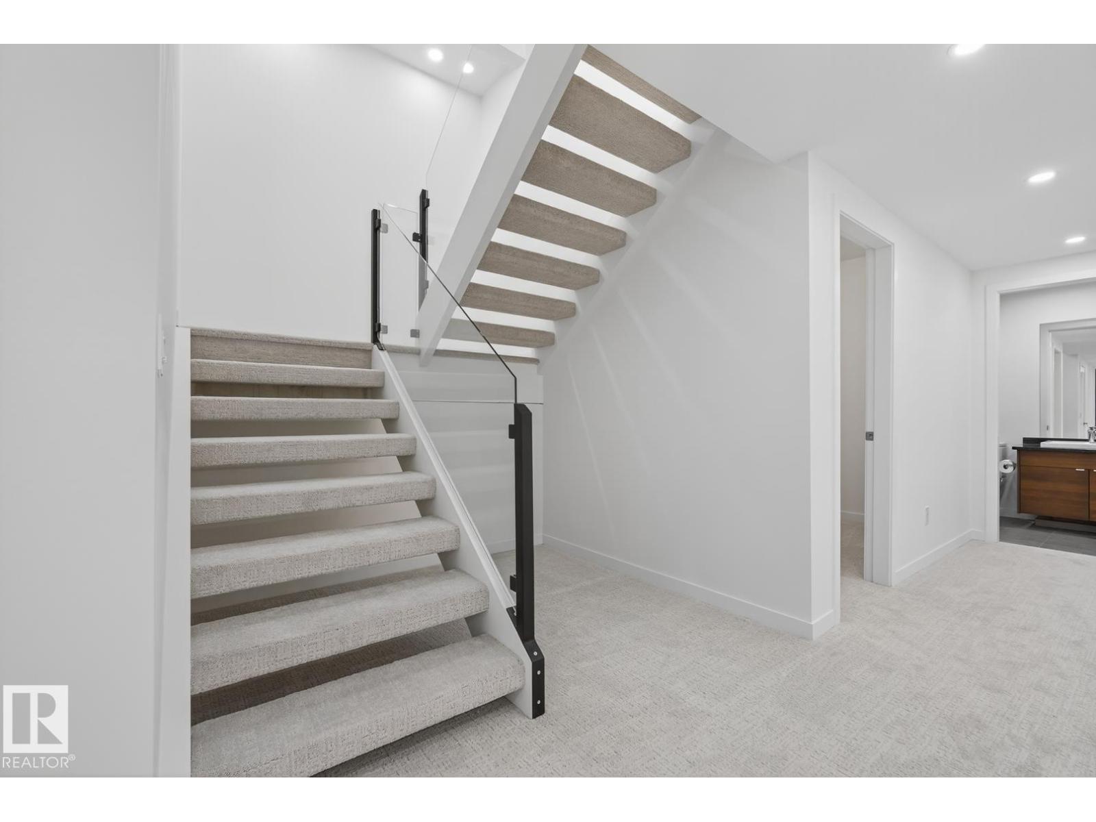 14502 103 AV NW, Edmonton