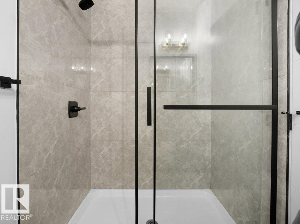 3305 Chernowski Way SW SW, Edmonton