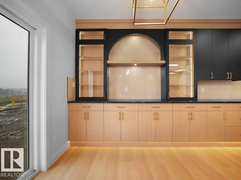 3305 Chernowski Way SW SW, Edmonton