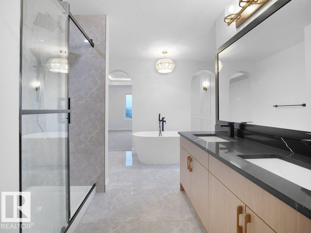 3305 Chernowski Way SW SW, Edmonton