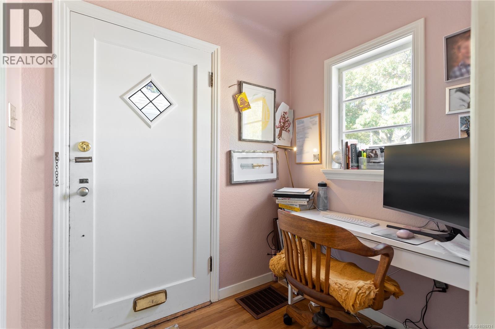 1109/1111 Collinson St, Victoria