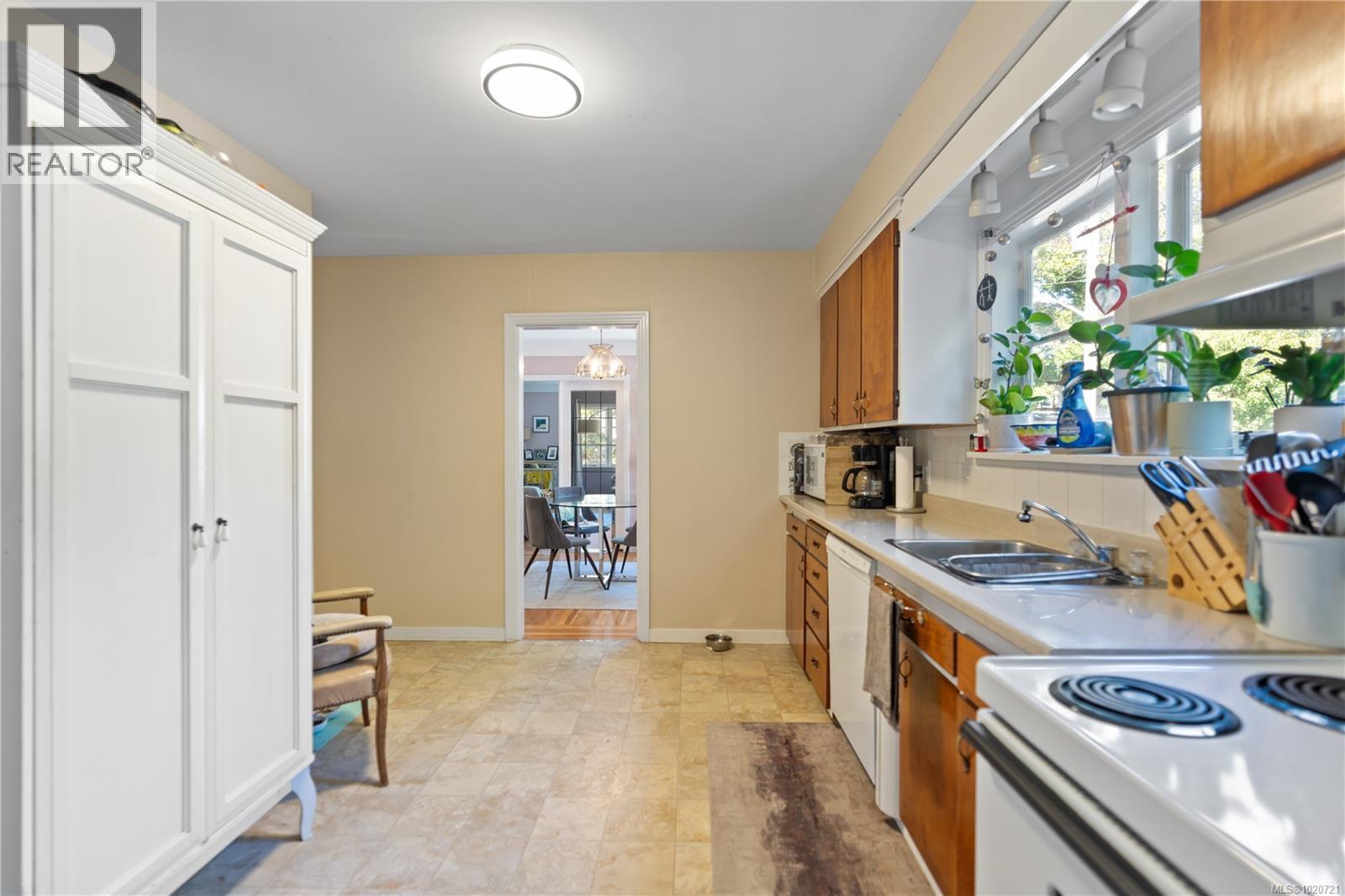 1109/1111 Collinson St, Victoria