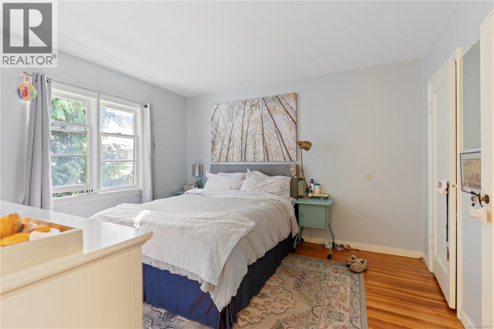 1109/1111 Collinson St, Victoria