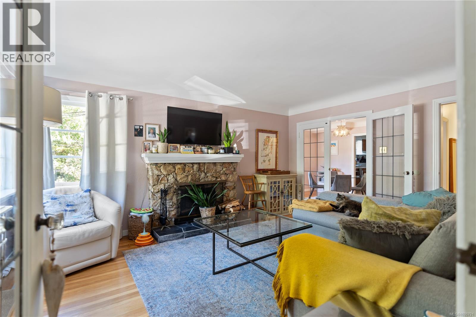 1109/1111 Collinson St, Victoria